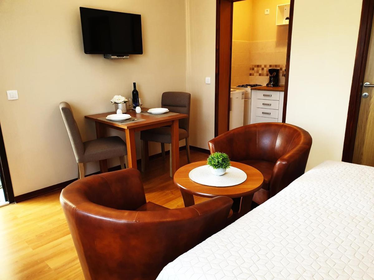 Apartments Rupec ポレッチ エクステリア 写真